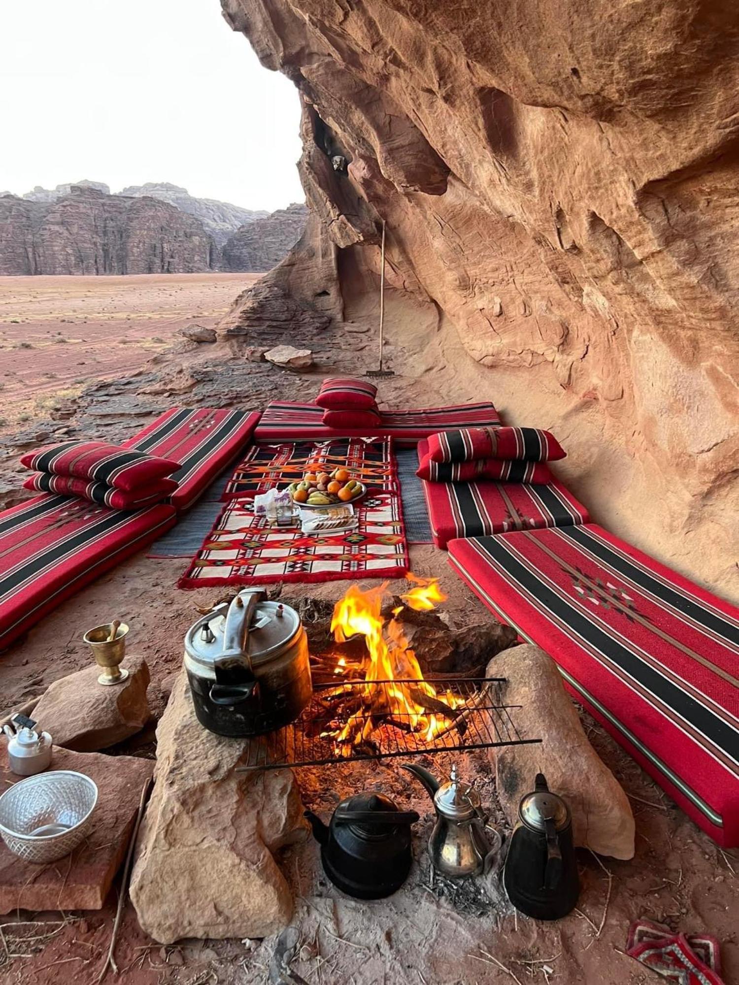 Sunset Dreams Camp Lägenhet Wadi Rum Exteriör bild